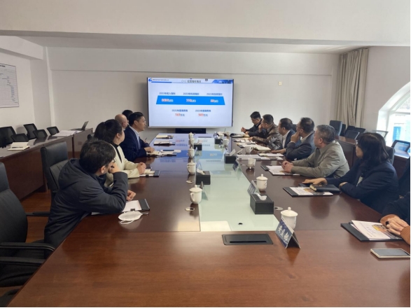 搶進度 保質量 抓機遇 促發(fā)展—集團公司黨委書記、董事長王元斌一行蒞臨城市更新公司調研指導工作.png