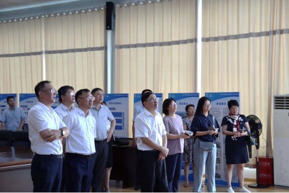 1690760959562620.png 市國(guó)資委到重慶路快速路工程開(kāi)展主題教育調(diào)研活動(dòng).png